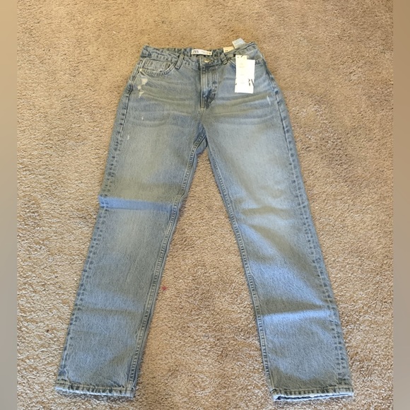 COPY - Zara High Rise Straight Mid Blue Jeans - Picture 2 of 5